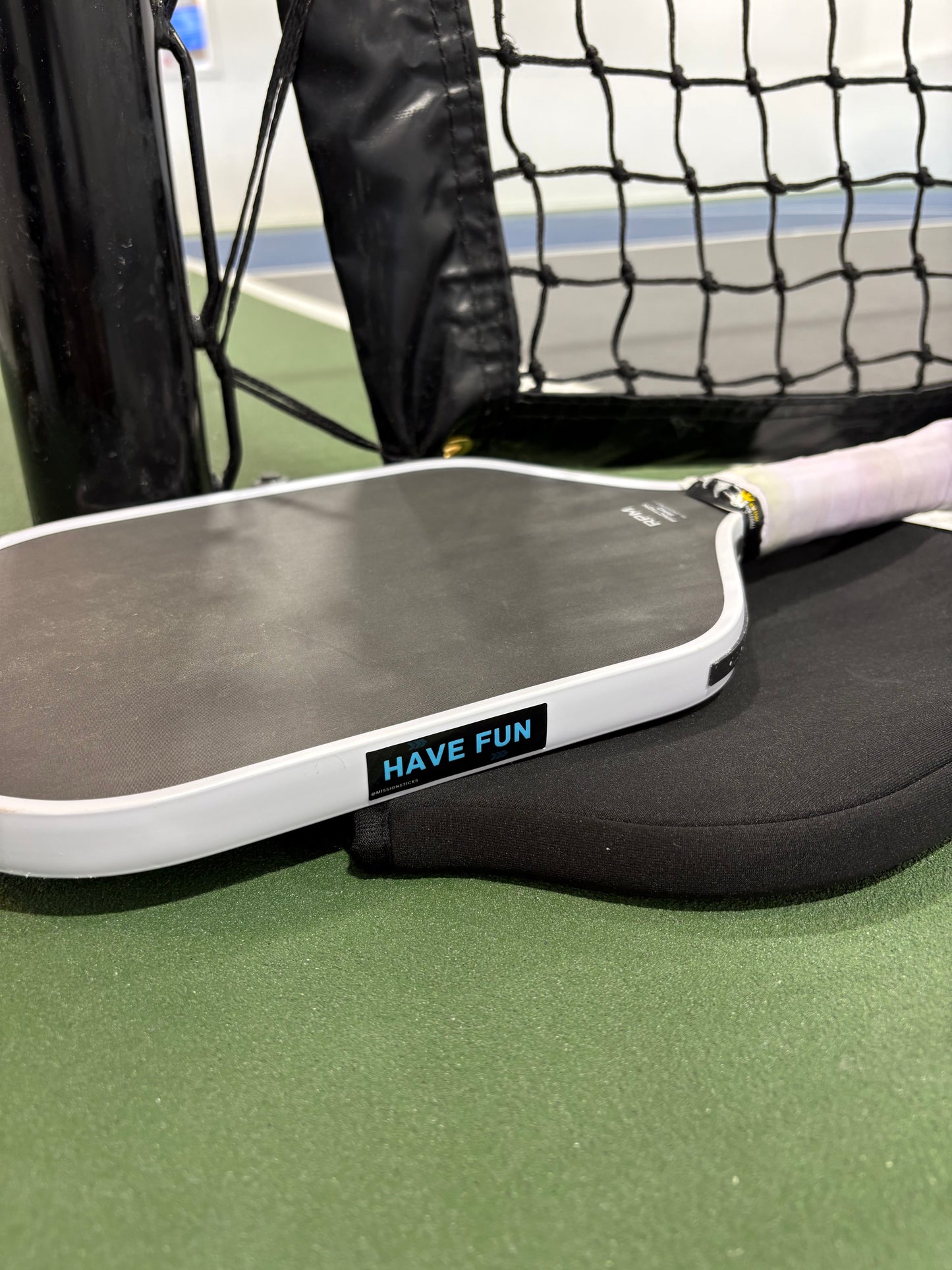 b. Fun And Flow Pack (8 stickers)